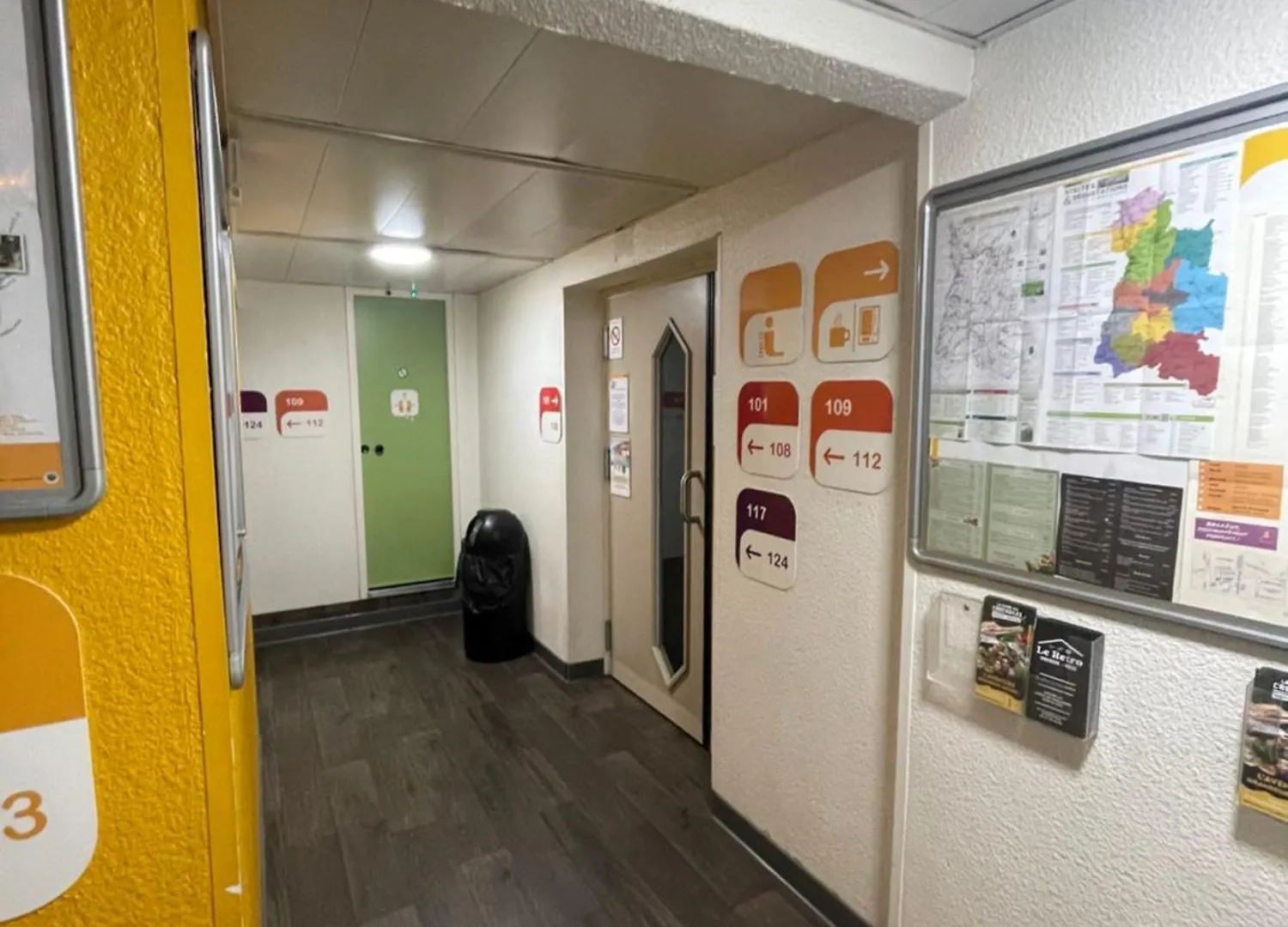 Unisotel Bollene A7 Ex-Hotel F1 Francja