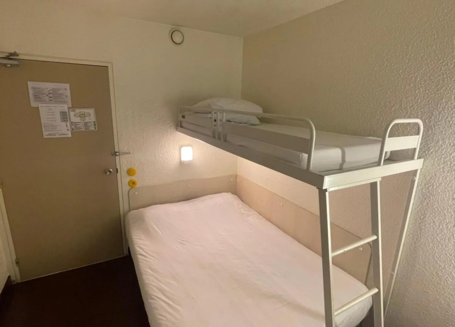 Unisotel Bollene A7 Ex-Hotel F1 Hotel